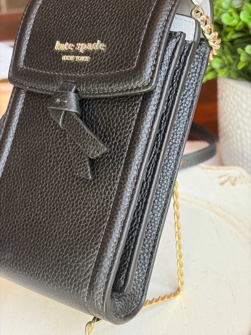 kate spade Black Pebbled Leather Crossbody Phone Bag with Gold Chain - Picture 5 of 9